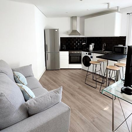 Modern City Centre Two Bedroom Windsor Apartment - Grand Central House Gibraltar Eksteriør billede